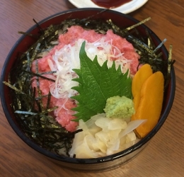 すきみ丼