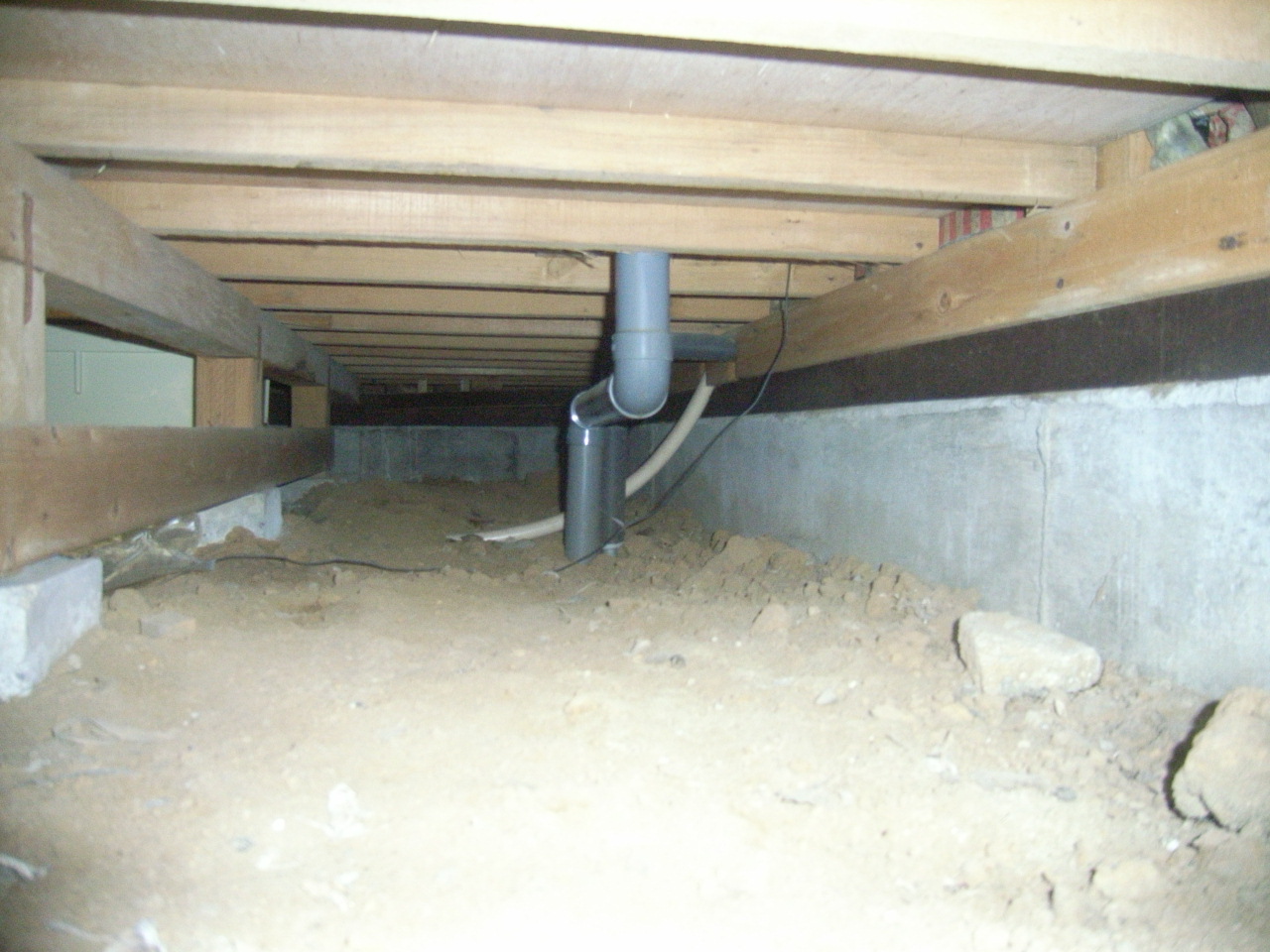 配管からの水漏れはありません